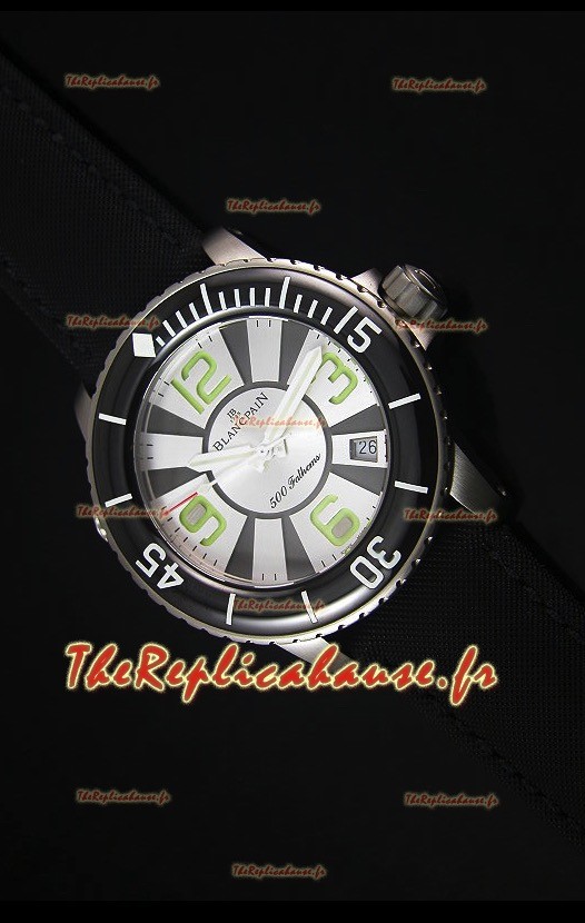 Reproduction de Montre Suisse Blancpain 500 Fathoms avec un Cadran Blanc - 1:1 Edition Miroir