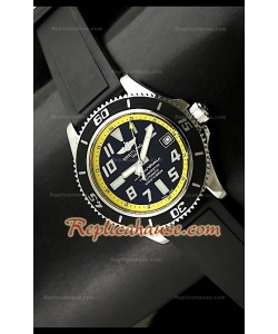 Breitling SuperOcean Swiss Montre avec Cadran Noir et Bords Jaunes