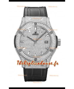 Hublot Classic Fusion Automatique Acier Diamants Cadran Pavé Bracelet Gris 42MM Montre réplique Superclone 